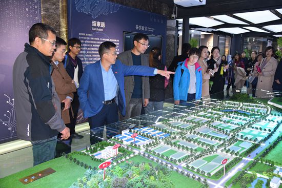 山東理工大學(xué)MBA移動(dòng)課堂走進(jìn)重山集團(tuán)31