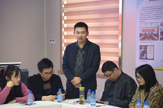 山東理工大學(xué)MBA移動(dòng)課堂走進(jìn)重山集團(tuán)31