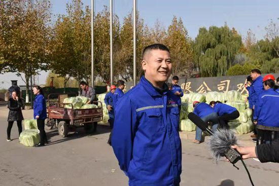 魯中水泥黨支部愛心善舉 ——幫助菜農(nóng)解決7500斤滯銷大白菜81