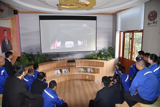 抓實(shí)主題教育 筑牢信仰之基 ——集團(tuán)機(jī)關(guān)黨支部、重山思沃瑞全體黨員走進(jìn)“初心學(xué)堂”參觀學(xué)習(xí)68