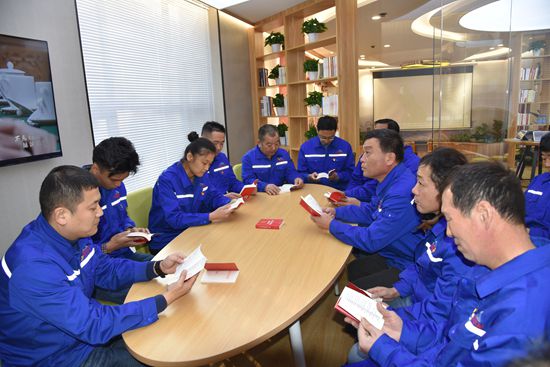 傳承紅色基因  堅(jiān)定理想信念11