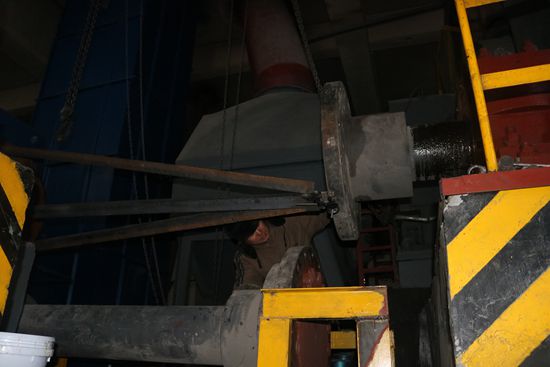 大修進(jìn)行時(shí)，這里有一群可愛的重山人.......95