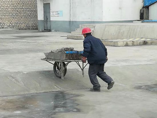 大修進(jìn)行時(shí)，這里有一群可愛的重山人.......95