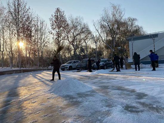 大修進(jìn)行時，這里有一群可愛的重山人......41