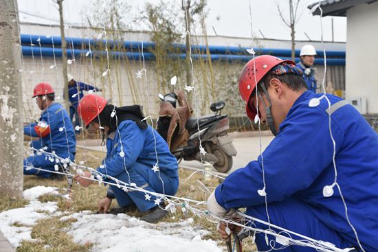 大紅燈籠高高掛 喜氣洋洋過(guò)春節(jié)68