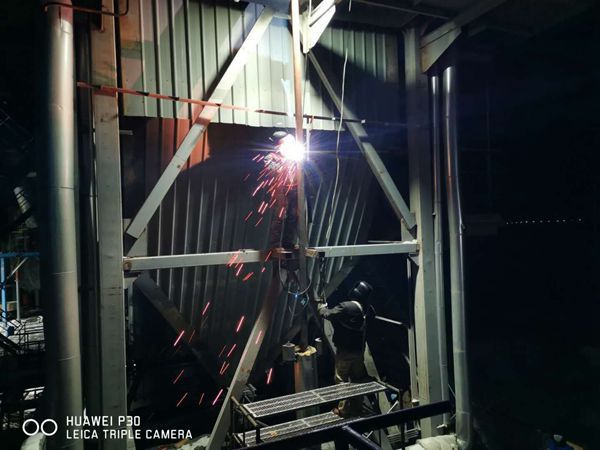 72小時的搶修“戰(zhàn)疫” ——記魯蒙公司余熱發(fā)電設(shè)備搶修紀實3