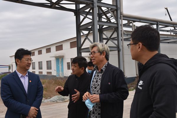 淄川區(qū)副區(qū)長郭亦華到重山集團(tuán)調(diào)研 61