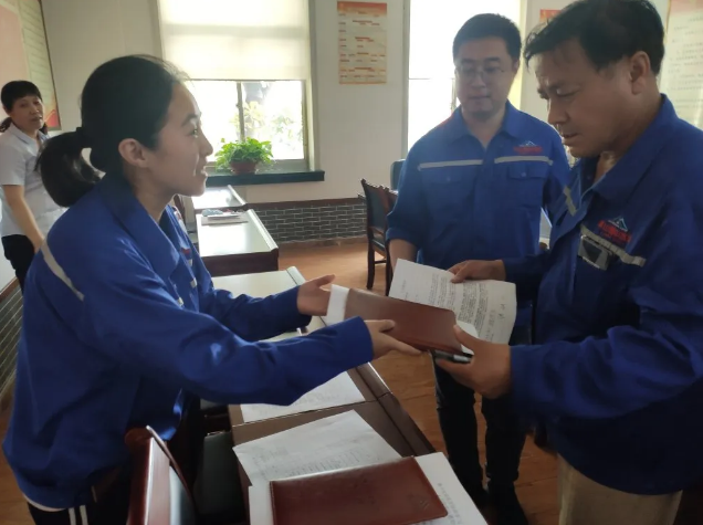 同頻共振學思想 凝心聚力創(chuàng)氛圍6