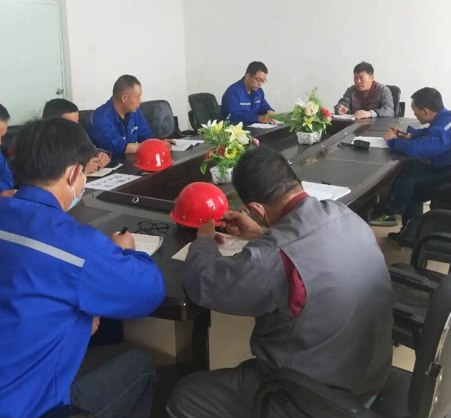 魯蒙公司召開熟料專題會(huì)議99