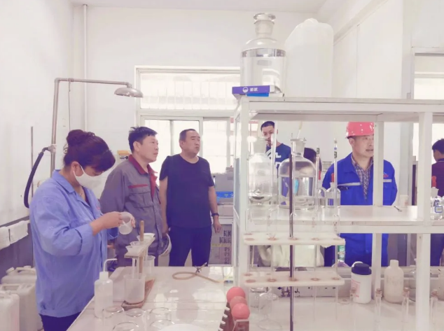 市、旗市場(chǎng)監(jiān)督管理局到魯蒙水泥進(jìn)行質(zhì)量檢查