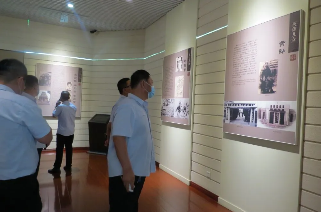 黃驊黨員講奉獻(xiàn) 義務(wù)勞動(dòng)慶七一7