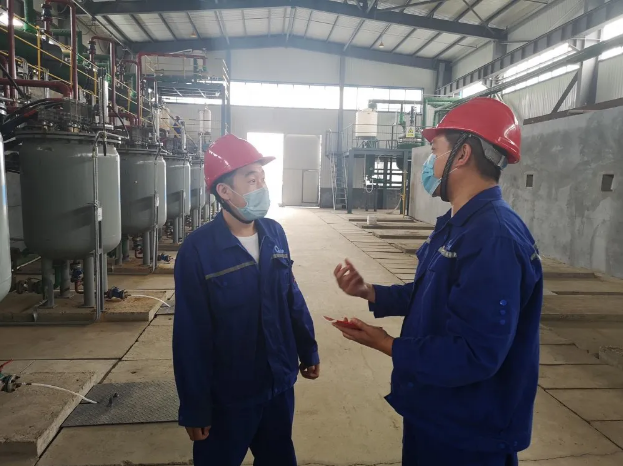 送黨章  學(xué)黨章  守黨章 ——重山光電黨支部開(kāi)展主題黨日活動(dòng)47