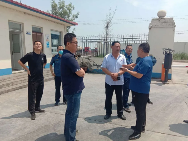河北省車輛源頭治超督察組到黃驊三陽(yáng)檢查指導(dǎo)2