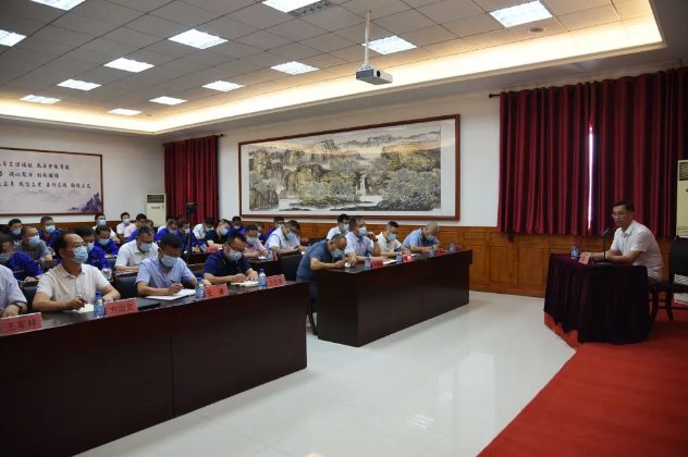 集團(tuán)公司組織集體學(xué)習(xí) ——王魯淄交流分享《踐行“致良知”，提升企業(yè)綜合競爭力》84