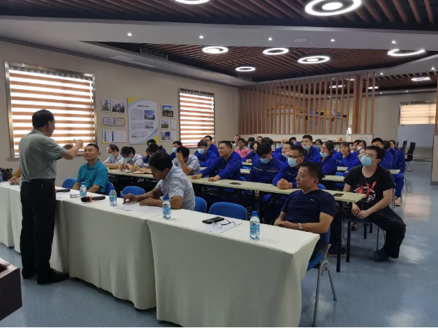 集團組織辯論賽前培訓(xùn)43