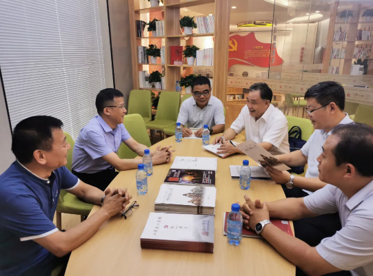 市委黨校領(lǐng)導(dǎo)到重山集團調(diào)研指導(dǎo)72