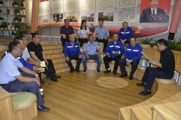 增強(qiáng)愛國情懷 強(qiáng)化使命擔(dān)當(dāng)——集團(tuán)機(jī)關(guān)黨支部開展主題黨日活動(dòng)49