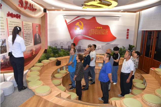 凝聚紅色力量 踐行初心使命——東劉村黨支部、泉子村黨支部走進(jìn)重山集團(tuán)79