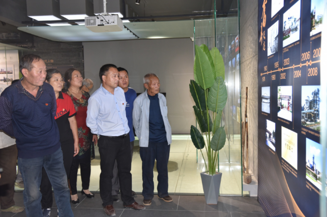 守初心  擔(dān)使命 為民服務(wù)不止步       —昆侖鎮(zhèn)小范村黨支部到重山集團(tuán)開展開放式組織生活35