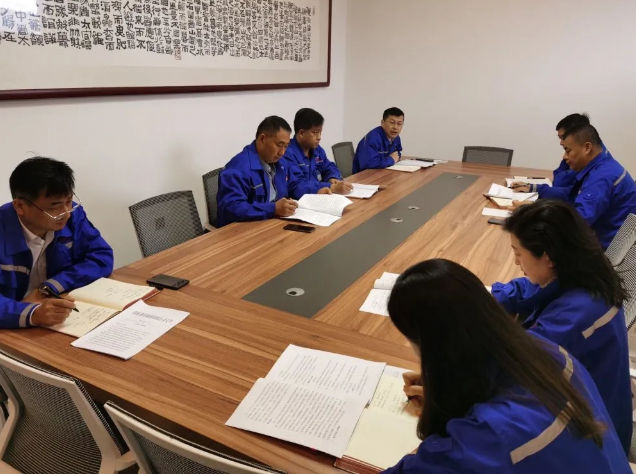 重山思沃瑞召開(kāi)月度工作會(huì)議39