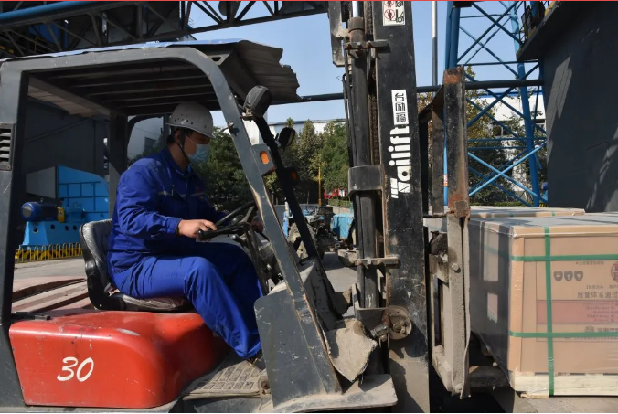 “雙節(jié)”堅守?檢修——他們奮斗的樣子真美！95