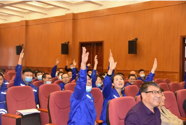 集團(tuán)舉辦第十屆職工知識競賽14