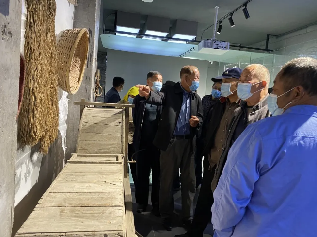 北韓村到重山集團參加企業(yè)開放日活動20