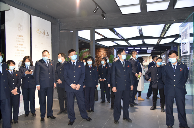 不忘初心 牢記宗旨—— 淄川區(qū)稅務(wù)局組織黨員到重山集團開展開放式組織生活84