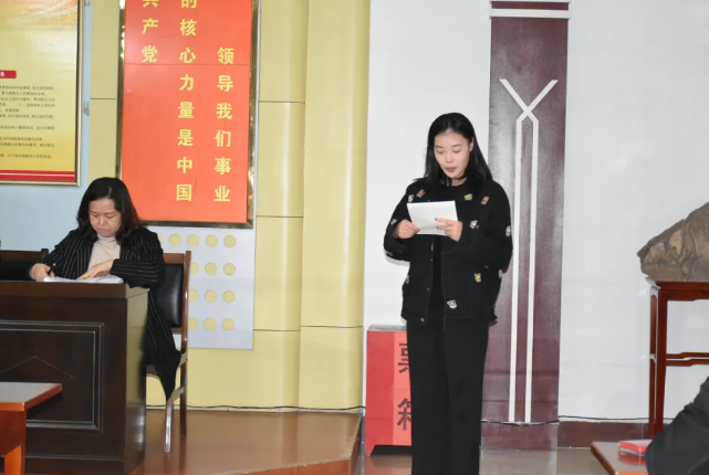 南韓村黨支部、南韓化工黨支部 召開接收正式黨員大會73