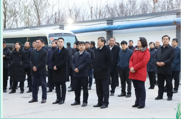 2020年淄川區(qū)科學(xué)發(fā)展暨基層黨建現(xiàn)場觀摩點評會到重山光電觀摩點評11