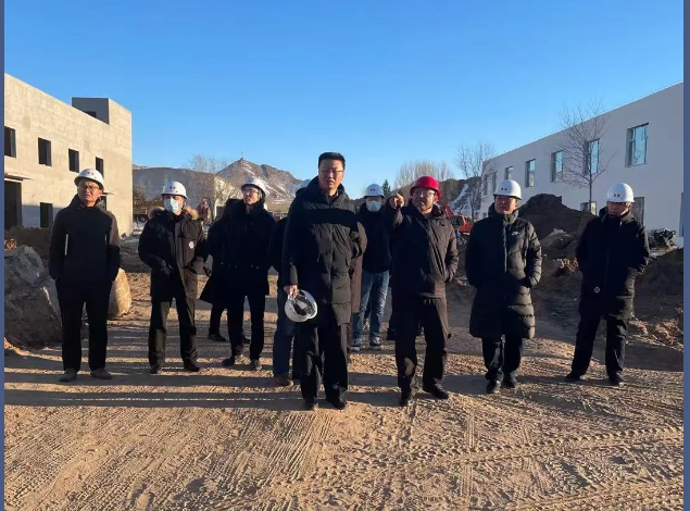 巴林左旗旗委副書記秦懷東到鵬峰化工調(diào)研指導(dǎo)77