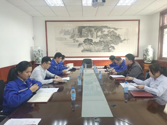 集團(tuán)運(yùn)營中心召開工作會議20