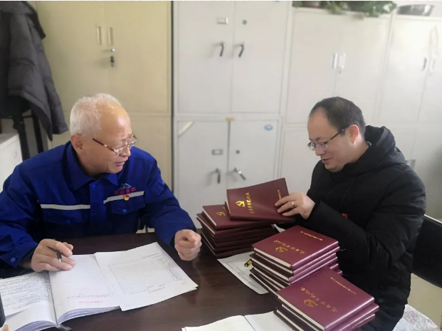 開展黨建督查，推動(dòng)工作落實(shí) —— 集團(tuán)黨建辦公室組織12月份黨建工作督查28