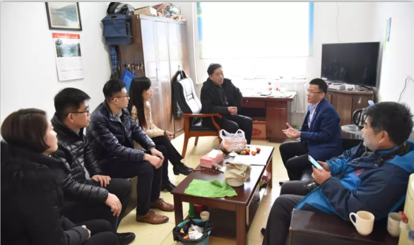 集團(tuán)運營中心開展敬老公益行活動